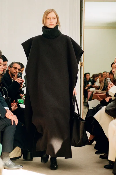 Look 1